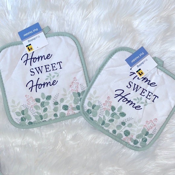 True Living Green Leaf Print Kitchen Decor Bundle - Picture 3 of 5